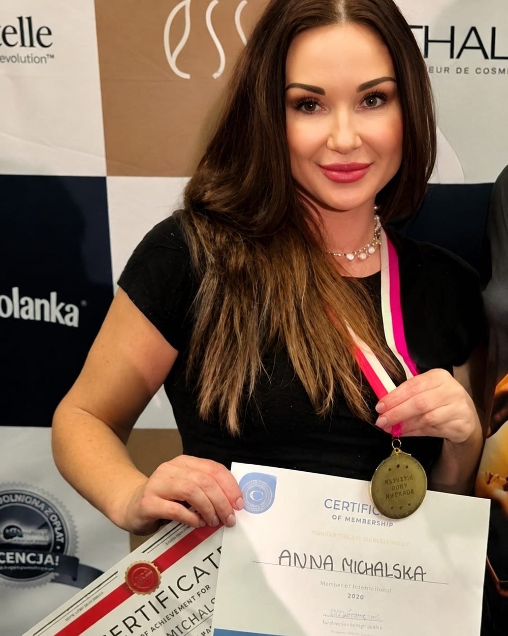 Anna Michalska ze złotym medalem Mistrzostw Polski oraz certyfikatami CIDESCO i Art of Massage